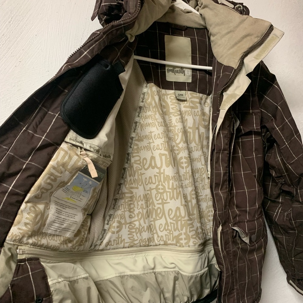 Planet Earth Snow Jacket View 3